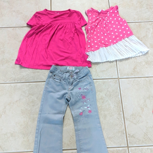 Girl size 6 Gap pink top and gray jeans - Picture 1 of 9